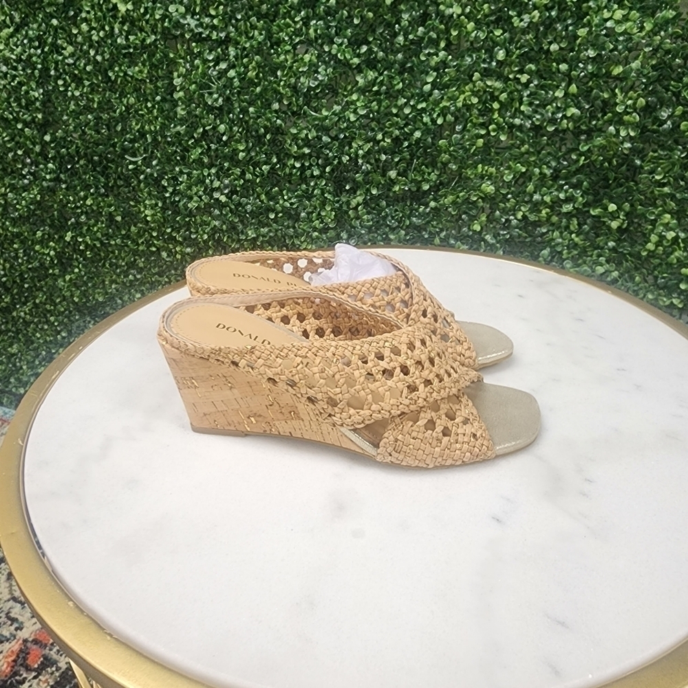 Donald Pliner Women's Square Toe Specked Cork Wedge Beige Sandals - Picture 5 of 6